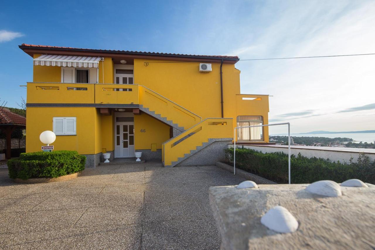 The Manzoni Family 4 Hotel Punat Exterior photo